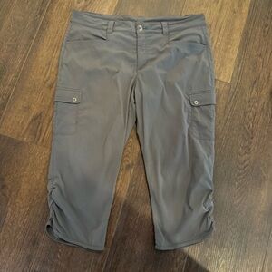 Eddie Bauer Women's Size 16 Gray Cargo Pants with Multiple Pockets